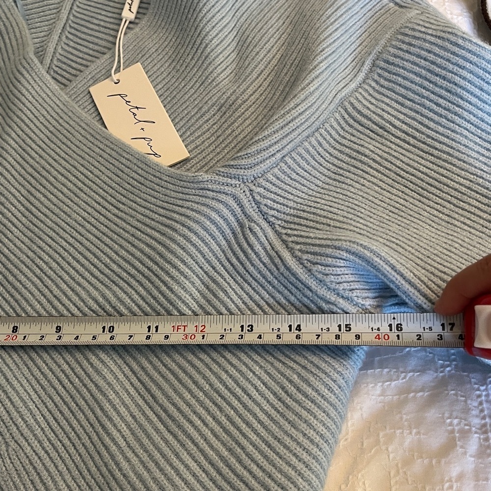 Petal and Pup Langton  Knit
Sweater Pale Blue Iff the Shoulder Size M/L - Picture 13 of 14